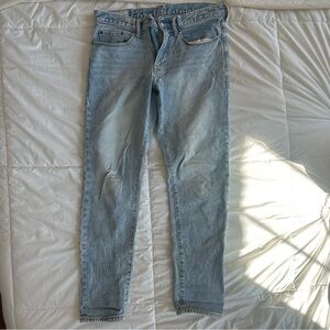 GAP Slim Taper Light Blue Wash Denim Jeans
